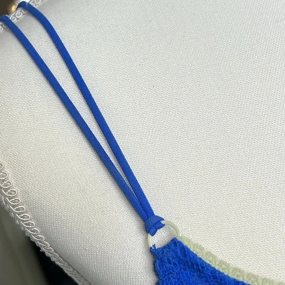 Intimately FREE PEOPLE Lace Balconette Bra Size 32C - Picture 6 of 14